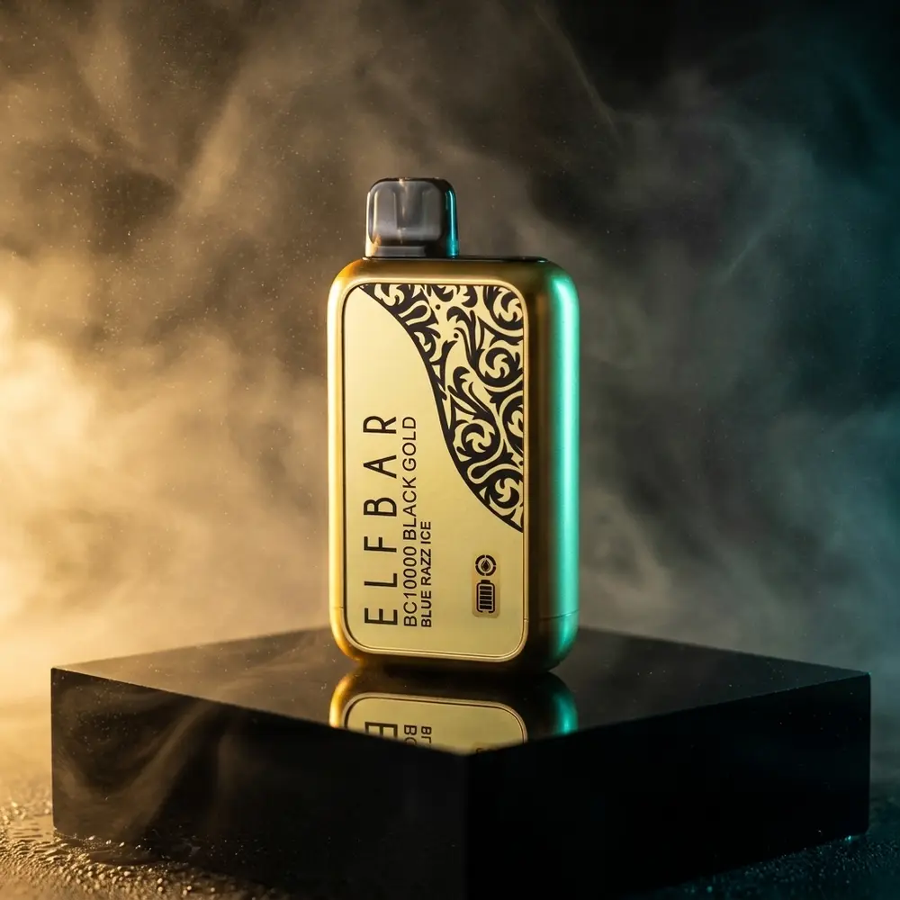 Pod descartavel Elf Bar BC10000 Black Gold sobre acrilico preto com reflexos dourados e luzes contrastantes - Vapor Gringo