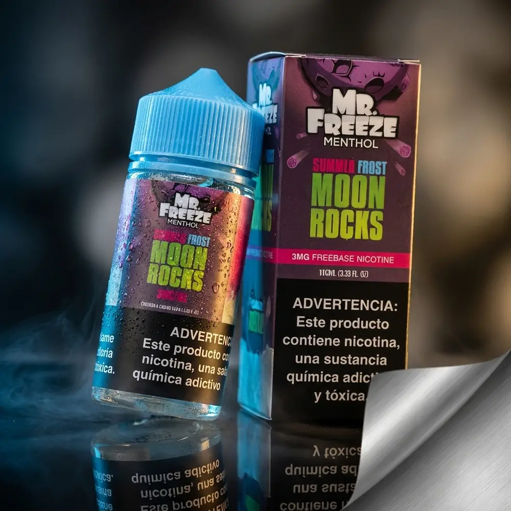 Garrafa Mr. Freeze Moon Rocks Summer Frost sobre base preta brilhante com condensacao e luz fria e quente - Vapor Gringo