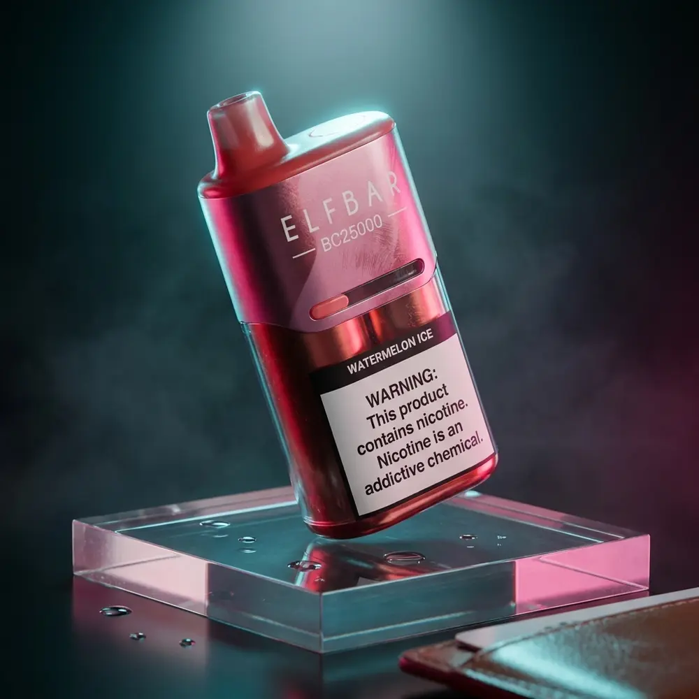 Pod descartavel Elf Bar BC25000 Watermelon Ice sobre acrilico refletivo em estúdio escuro com luzes frias - Vapor Gringo