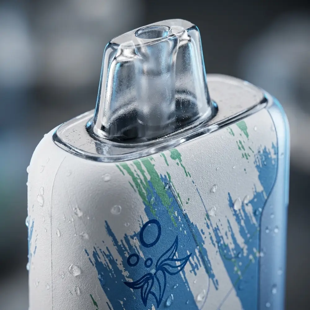 Detalhe do bocal e corpo do Elf Bar Ice King, gotas de condensação, texturas metálicas e reflexos nítidos - Vapor Gringo