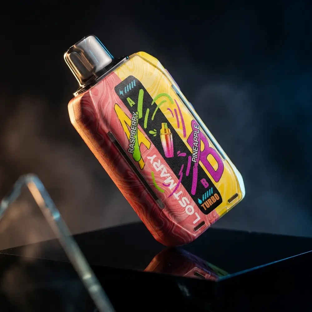 Pod descartavel Elf Bar Lost Mary Mixer 30.000 puffs inclinado sobre acrilico brilhante com reflexos e luzes dramaticas - Vapor Gringo