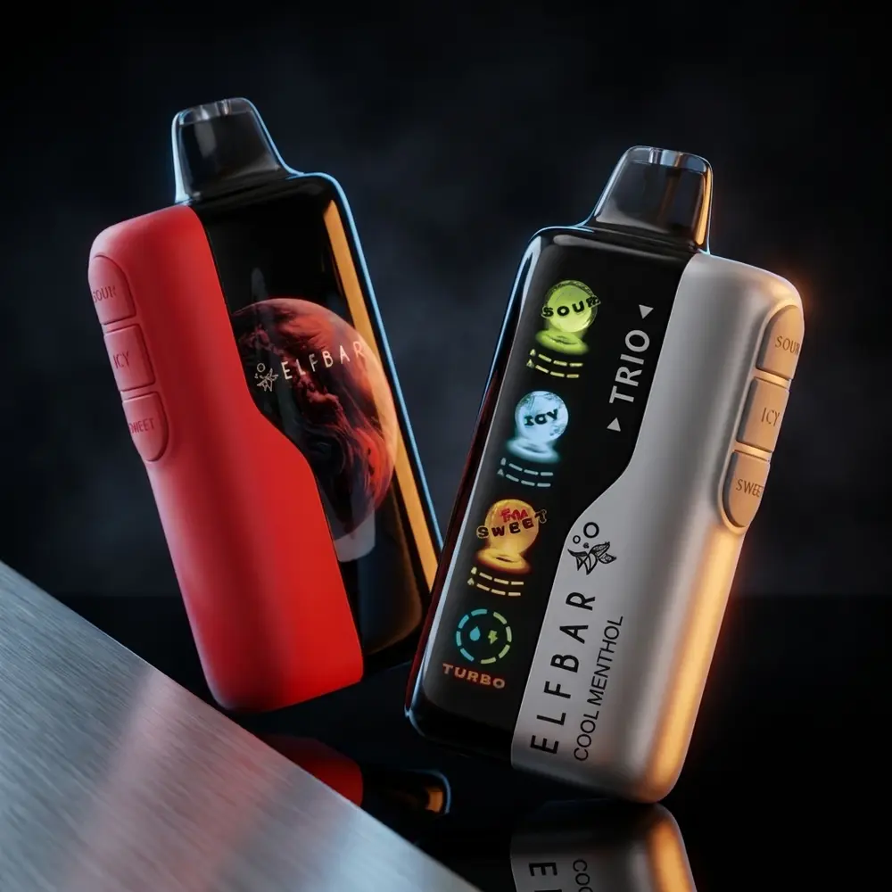 Pod Descartável Elf Bar Trio 40K sobre base acrílica preta, close diagonal com luzes frias e quentes - Vapor Gringo