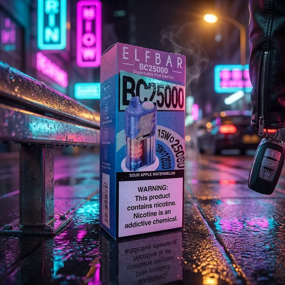 Pod Elf Bar BC25000 apoiado em banco molhado com reflexos de neon urbano e vapor sutil ao redor - Vapor Gringo