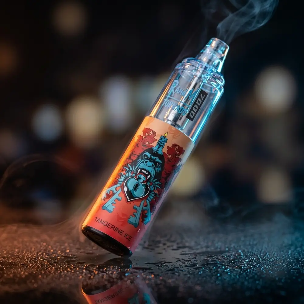 Pod descartavel Rand M Tornado Tangerine Ice sobre base acrilica refletiva com luzes laranja e azul e nevoa suave - Vapor Gringo