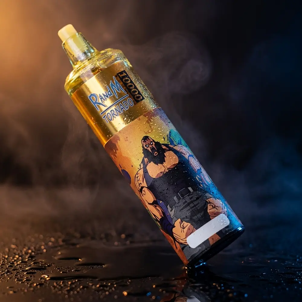 Pod descartavel Rand M Tornado em close sobre base acrilica molhada com reflexos tropicais - Vapor Gringo