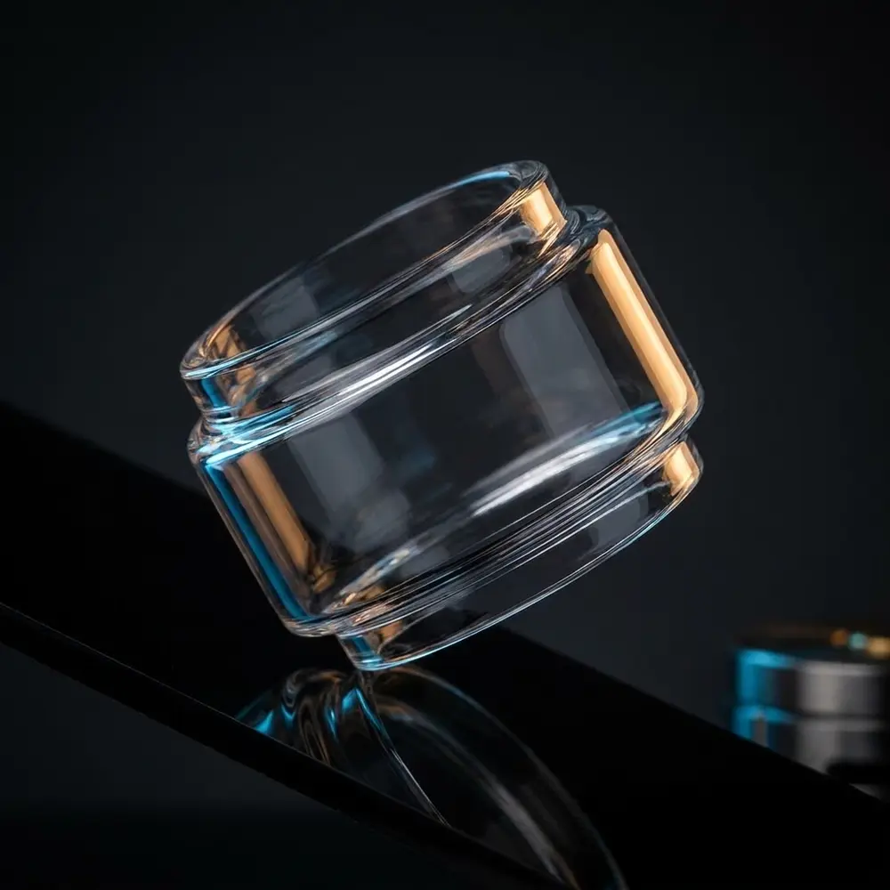 Vidro reposicao Bubble TFV8 Big Baby da Smok sobre acrilico preto com reflexos dramáticos - Vapor Gringo